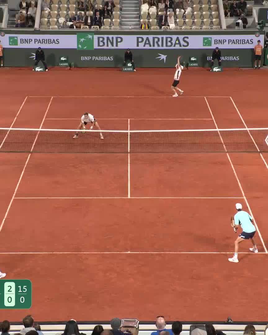 A bit of doubles magic 🪄 #RolandGarros