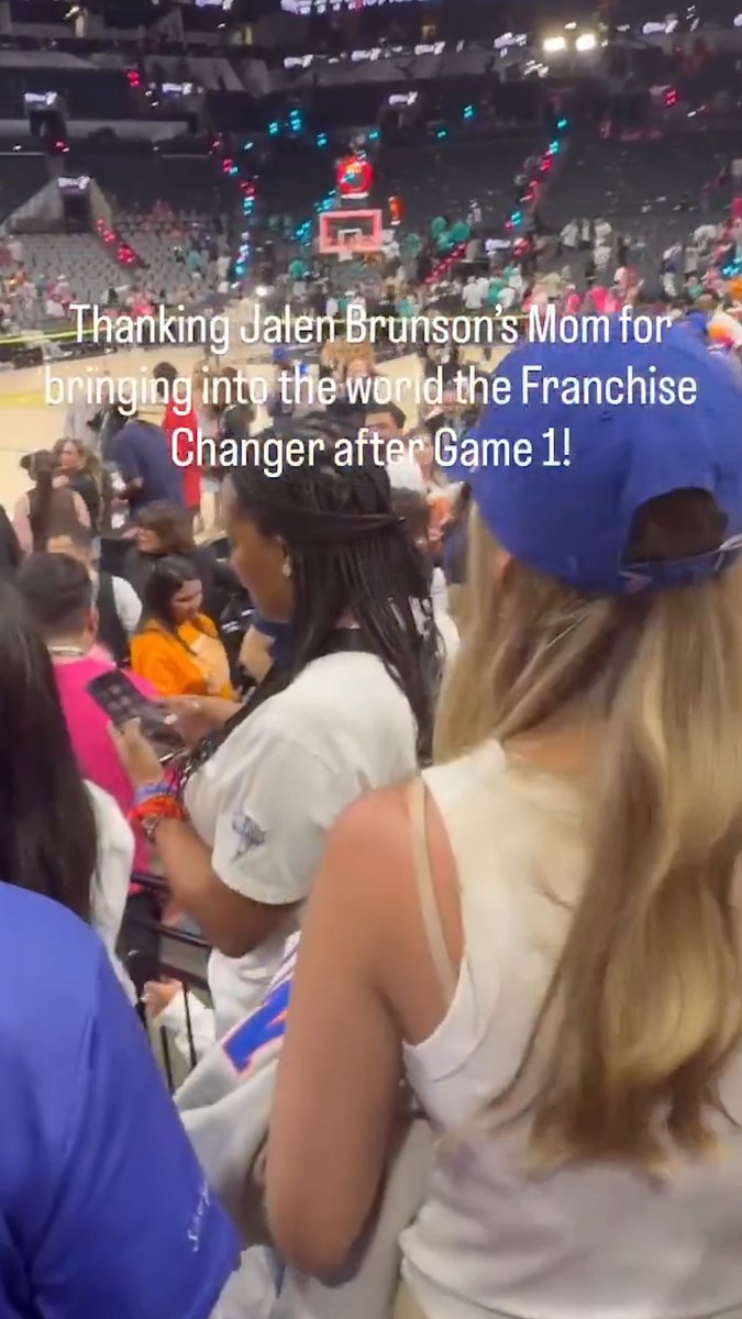 This fan thanked Jalen Brunson’s Mom for giving birth to the “franchise changer” 😂
