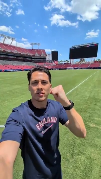 A quick tour of tonight's venue – the home of the Tampa Bay Buccaneers! 🏴‍☠️ Shot on Google Pixel 🤳
