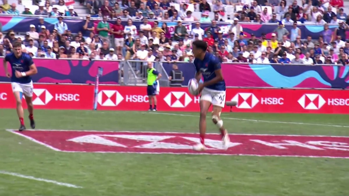 Les Français n'ont laissé aucune chance à l'Australie : magnifique victoire 26-0 en quarts de finale ! Suivez le Championnat du monde de rugby à 7 en direct sur L'Équipe live #lequipeRUGBY