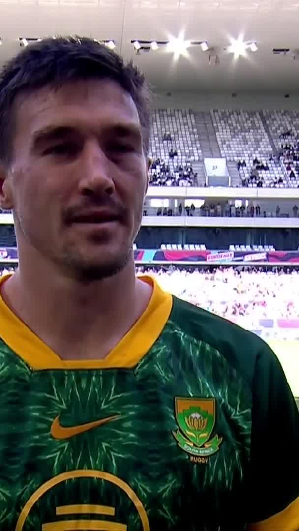 An emotional moment for Impi Visser 🥹🇿🇦 He's taking it all in after the Blitzboks' back-to-back #HSBCSVNS titles 🏆🏆 #HSBCSVNSBOD | #SSRugby