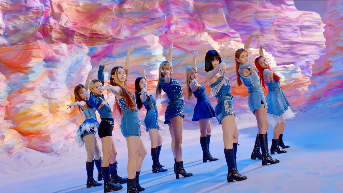 TWICE’s I CAN’T STOP ME has surpassed 500 million Spotify streams, joining The Feels, Fancy, and What Is Love? They are the first and only JYPE artist with multiple songs exceeding 500 million streams on the platform.