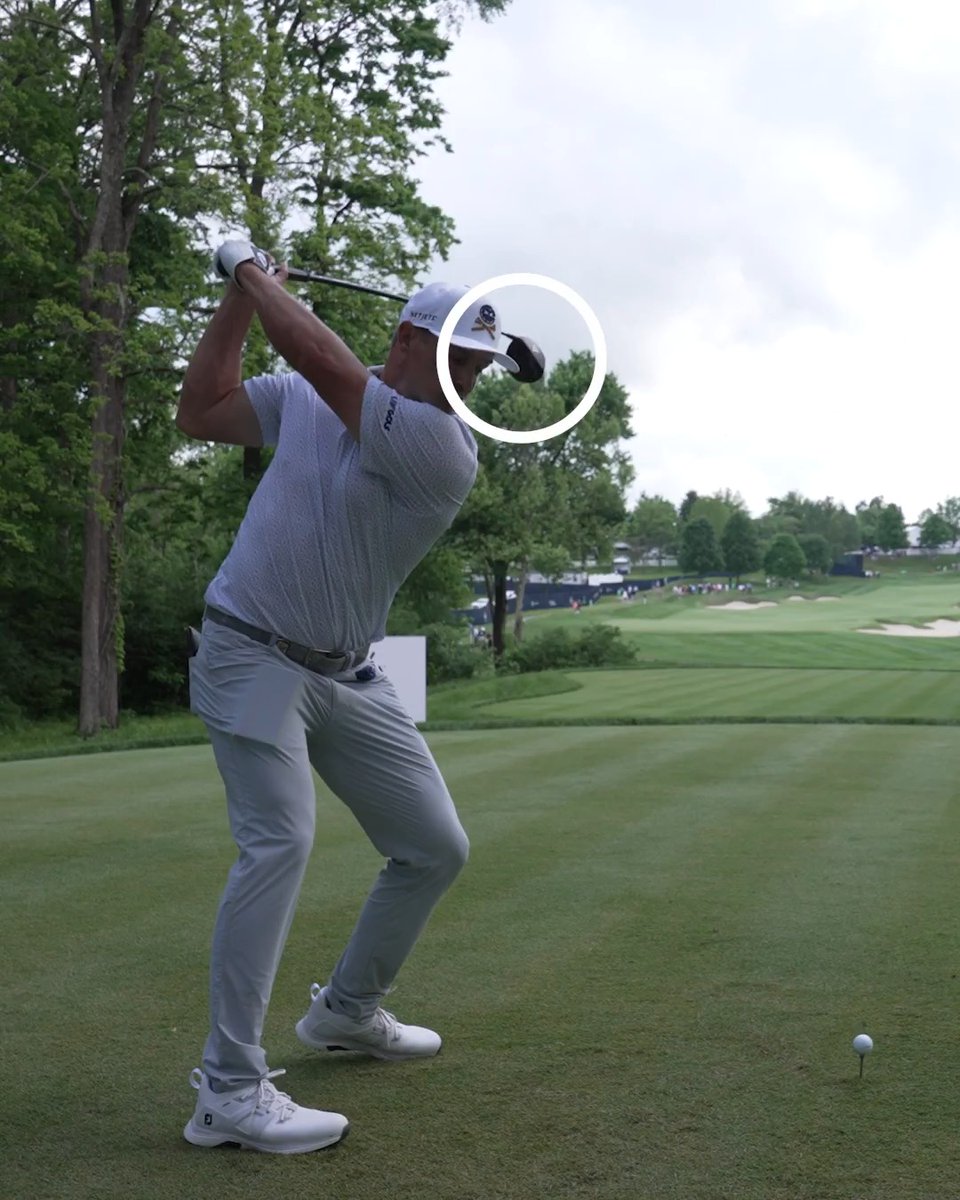 A closed clubface is the golf equivalent of playing with fire. That’s why pros need to be extra careful when hitting draws. 👀 Watch our full video on shot-shaping and the laws of ball flight:
