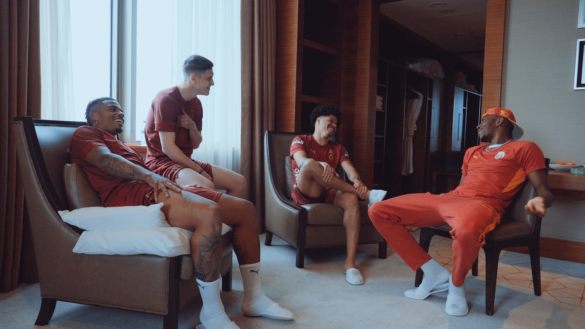 DOMİN4SYON. Gülerek. 😅 6. Bölüm, YAKINDA Galatasaray YouTube Katıl Sarı-Kırmızı Paket ve GSPlus Premium’da yayında. Hemen üye olmak için 👇 📲 📲