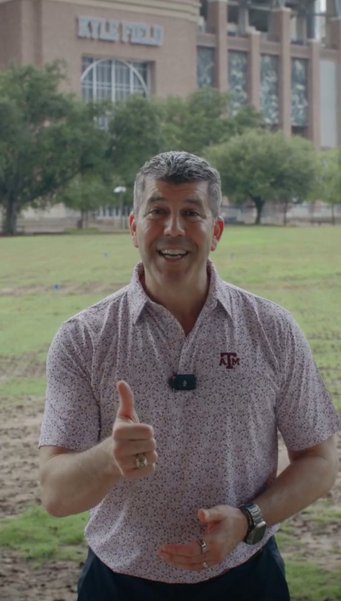 Howdy, Fernando Palomo ESPN®️! There’s no better stop on the @roadto26usa than Kyle Field. ⚽🔥
