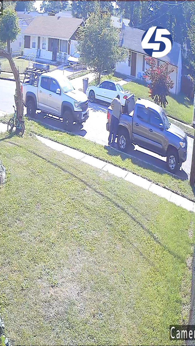 4 young boys decided they liked man’s Toyota Tacoma. They jump him eyes glistening with lust for truck they did not earn. Little did teens know the man was retired marine corps veteran. Results are for all to see 👇