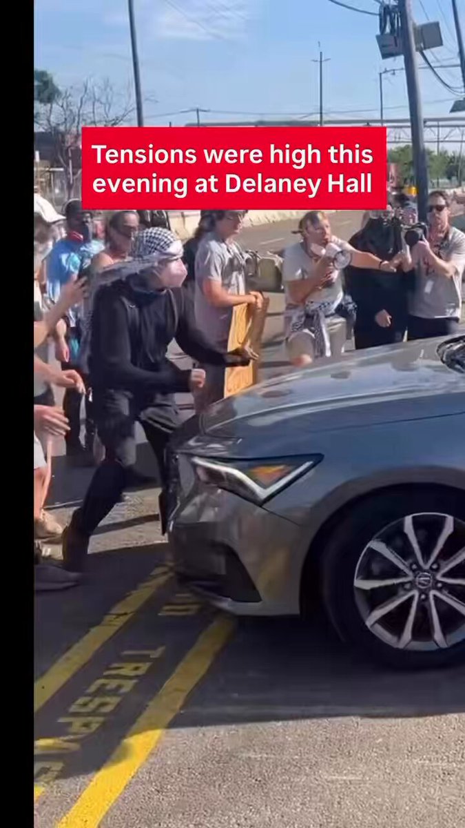 Total Anarchy 👀💥Employees at Delaney Hall have had enough of the ANTIFA thugs.💥👀