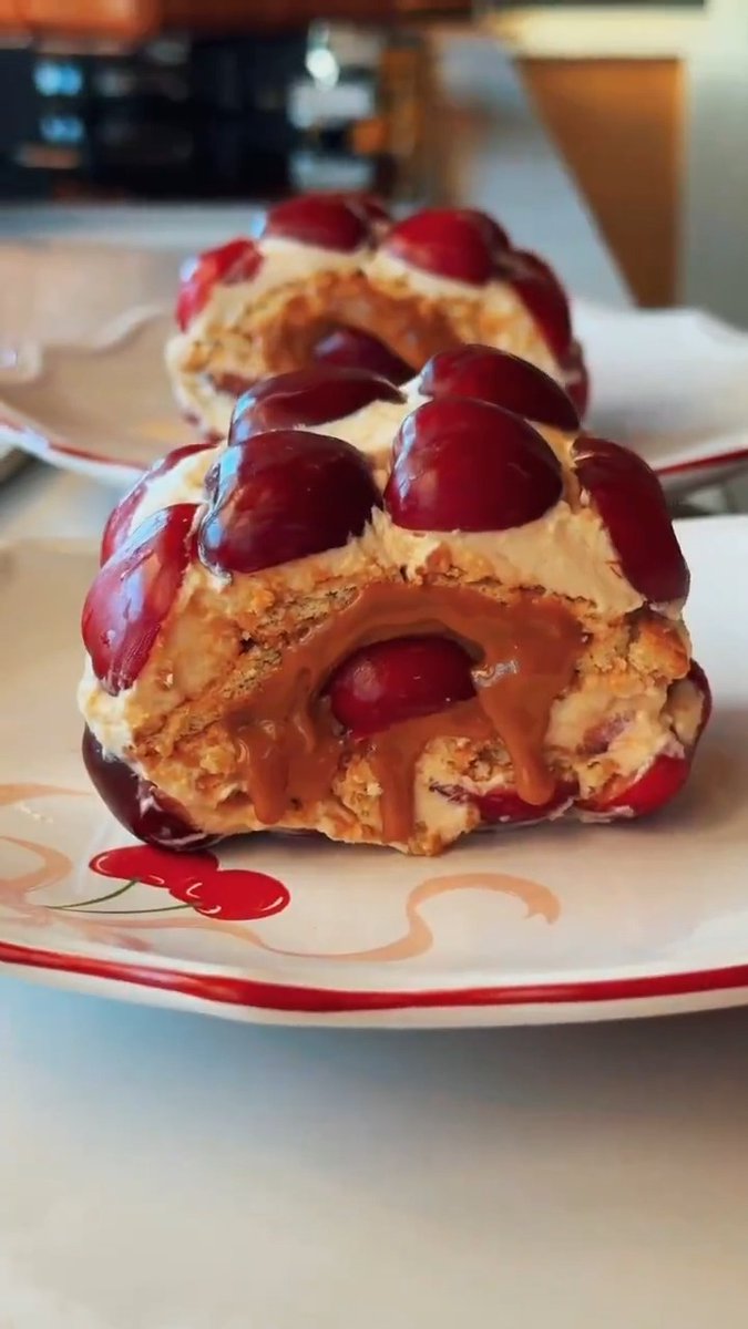 🍒 Cherry Lotus Roll that’s about to break the internet! 😍 No-bake, creamy, crunchy, &amp; dangerously addictive. Perfect summer treat! Bookmark it 🔖