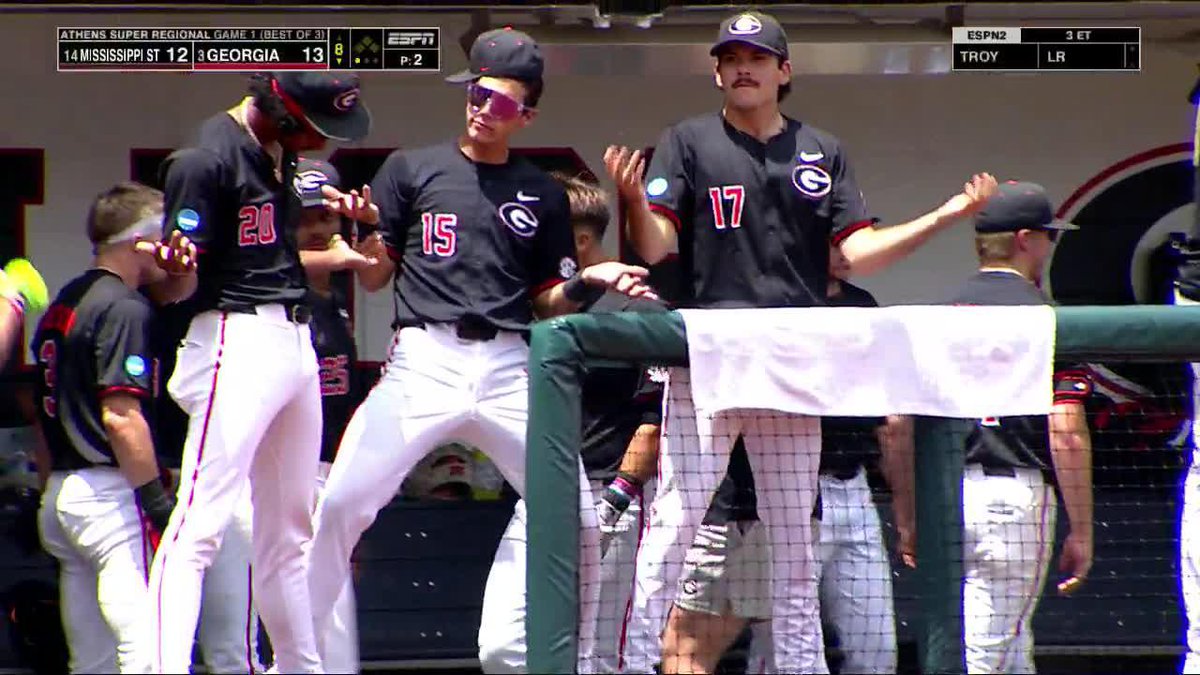 this game is nuts. 🤯 Georgia Baseball x NCAA Baseball /ESPN