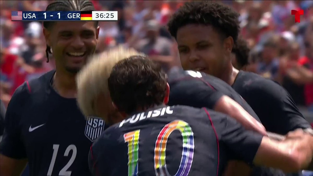 ¡GOLAAAAAZOOOOO! ¡GOLAZO GOLAZO DE ESTADOS UNIDOS! 🇺🇸🚨 Antonee Robinson prende la pelota de volea y firma el empate para la selección de las ‘Barras y las Estrellas’ ⚽️ 🇺🇸 U.S. Soccer Men's National Team 1-1 Alemania 🇩🇪 Presentado por Purina #USAvsGER #USMNTenTelemundo #MundialTelemundo #USMNT