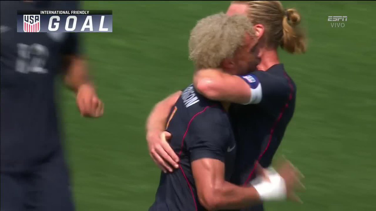 🤯🔥¿PERO QUÉ HICISTE, ROBINSON? El futbolista estadounidense soltó un BOMBAZO de volea desde fuera del área para igualar el marcador. ¡TENEMOS EL MEJOR GOL DE LA FECHA FIFA!💥
