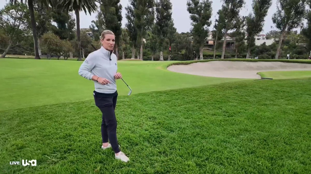 An intricate breakdown of the approach on Riviera's 10th. Mel Reid takes a couple of shots around the green that the players may face today. Even with the tees up, four is still a good score here.