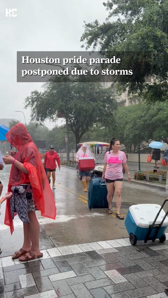 Saturday nightโs Pride Houston parade was cancelled because of rainy weather and flooding, organizers said in a Facebook post. โ ๐