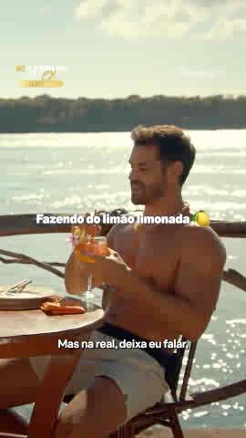 É bom o @escarião aproveitar o Leo enquanto pode mesmo, porque o que não falta aqui é ex pra balançar com os sentimentos 😈 Assista aos episódios de #DeFériasDiretoria no Paramount+ Brasil