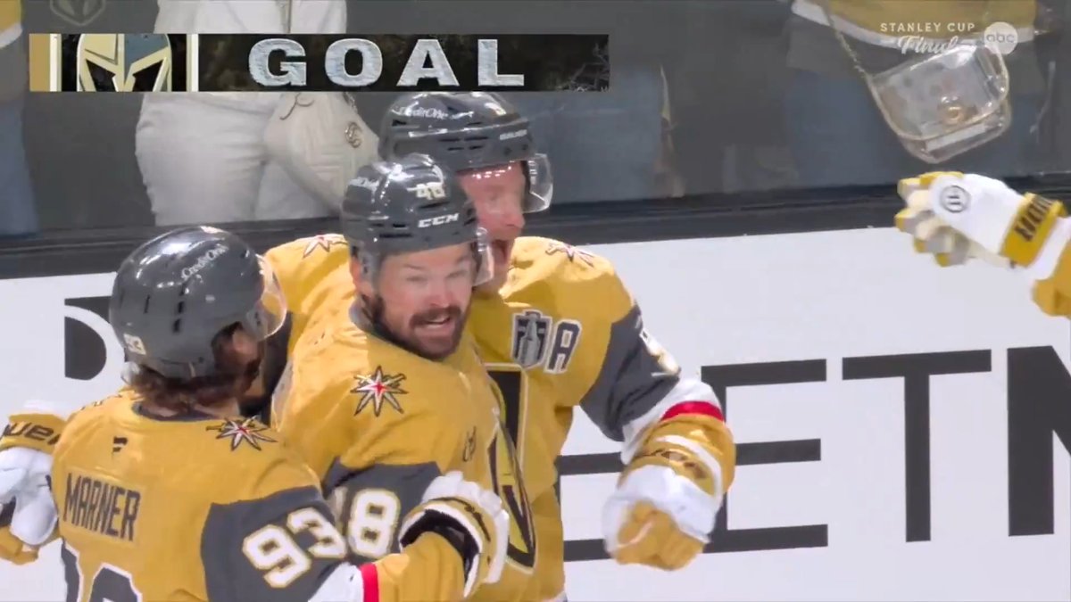 THE @GOLDENKNIGHTS STRIKE FIRST IN GAME 3! 📺: ABC, Sportsnet, &amp; TVA Sports