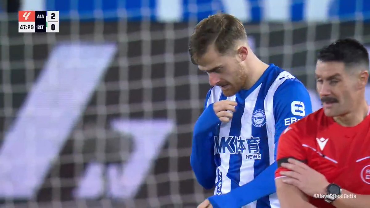 💙 ¡Una temporada GLORIOSA, Toni Martínez! LALIGAEASPORTS | LALIGAHighlights | Deportivo Alavés