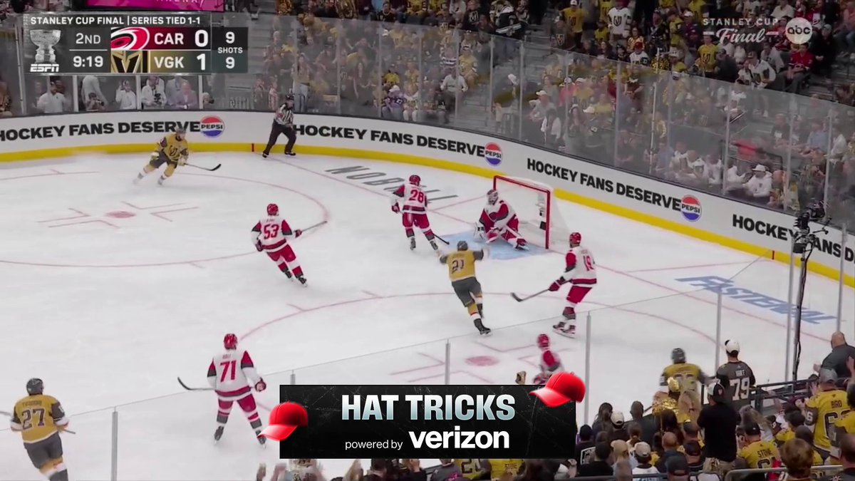 A NATURAL HAT TRICK IN THE SPAN OF 6:10?! MITCH MARNER JUST DID THAT 🤩 #StanleyCup Powered by Verizon
