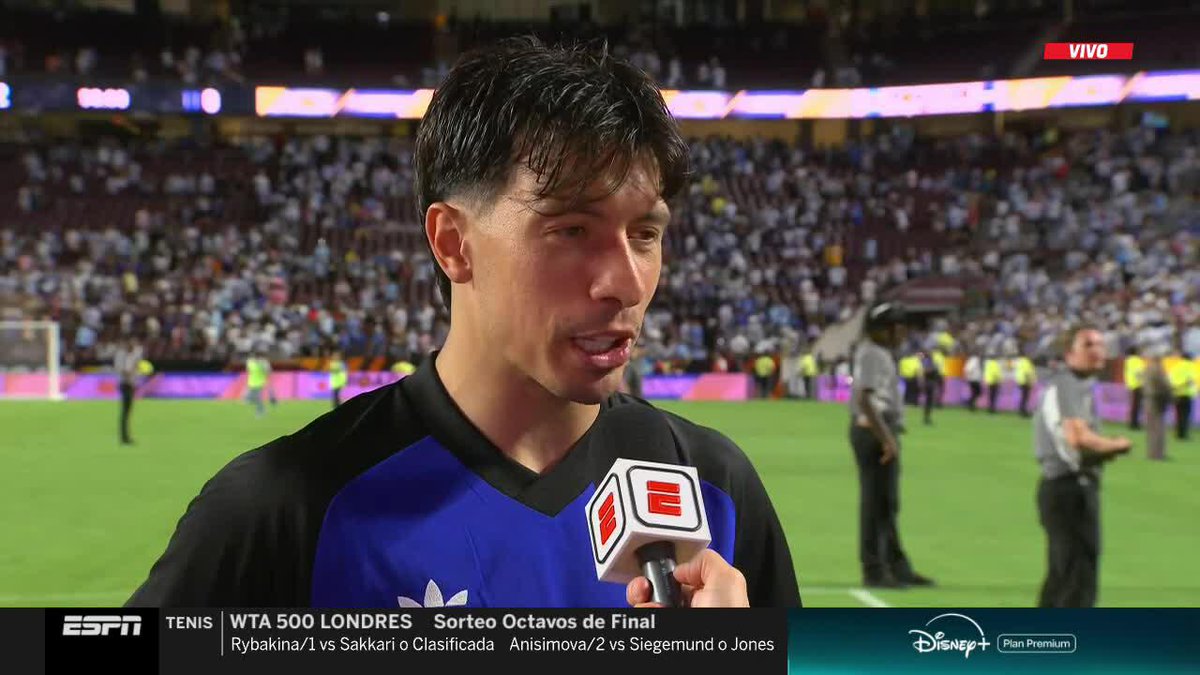 "CADA PARTIDO PARA NOSOTROS ES UNA FINAL, NO PENSAMOS A FUTURO" 👏🏼 A pura HUMILDAD, Licha Martínez dejó una gran respuesta luego de ser consultado sobre un posible bicampeonato Mundial de la Selección Argentina 📺 #DisneyPlus Plan Premium | #SportsCenter