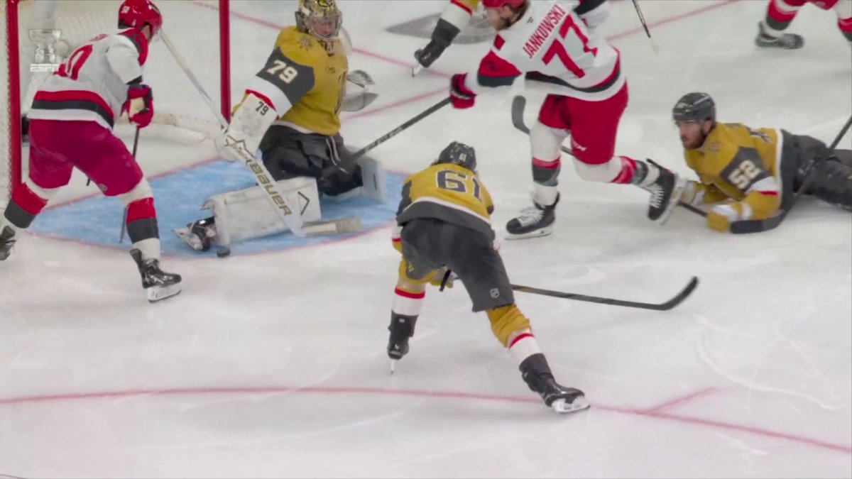 KICK SAVE AND A BEAUTY FROM CARTER HART 😱 Game 3 in OT on ABC and the ESPN App NOW! 🔥