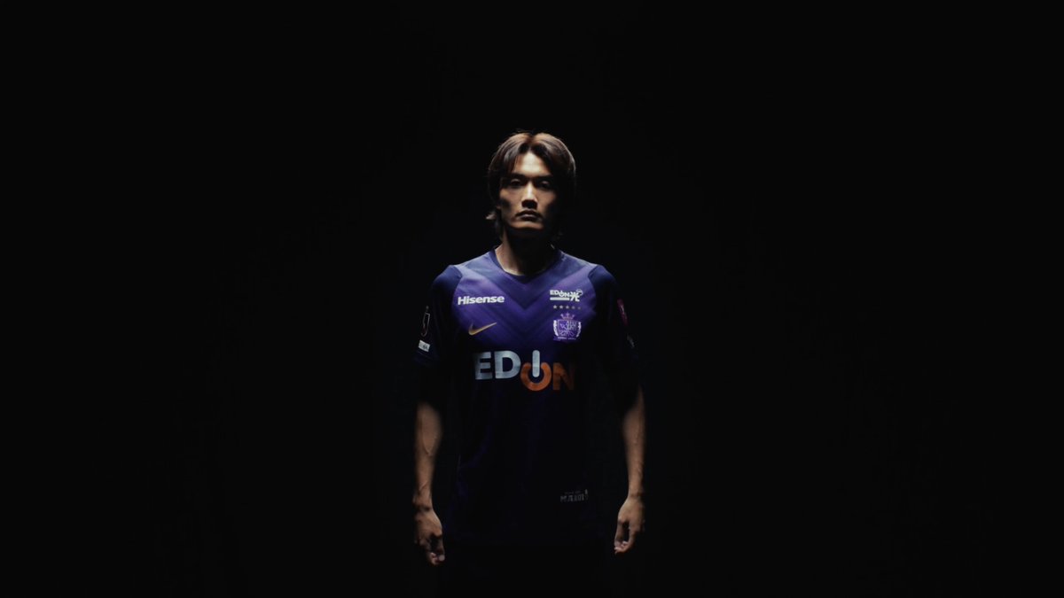 𝐅𝐀𝐒𝐓 𝐀𝐒 𝐋𝐈𝐆𝐇𝐓 一閃で射抜け。 2026/27シーズン新ユニフォームが到着🏹⚡️ #sanfrecce #FastAsLight
