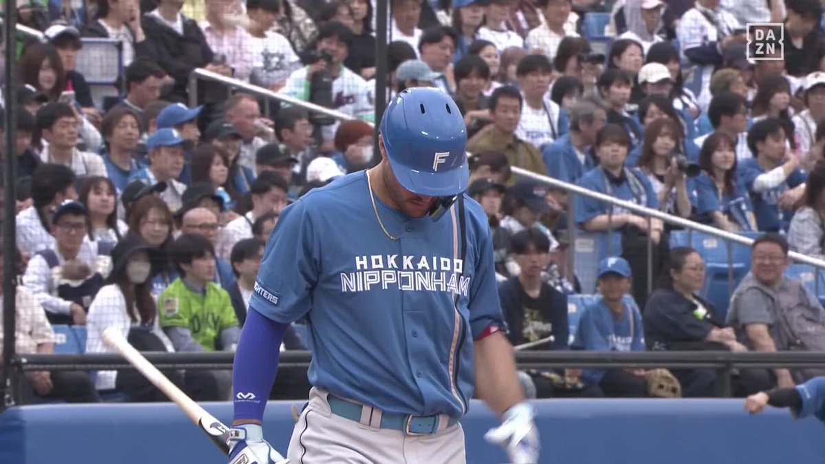 超攻撃的 今日はレフトで出場 マルティネス 第1号ホームラン ⚾️ヤクルト×日本ハム #lovefighters #だったらDAZN