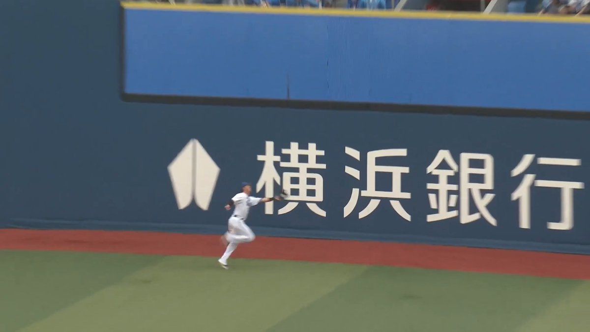 横浜DeNA 蝦名達夫 選手のファインプレー👏 打った 周東佑京 選手も頭を抱えて苦笑い... 👇日本生命セ・パ交流戦見るならパテレ！