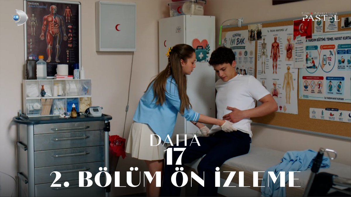 “Geçmiş olsun…” Yeni bölümden sahne sizlerle! 🥰 #Daha17 bu akşam 20.00'de sadece #KanalD'de! @Kanald Pastel Film