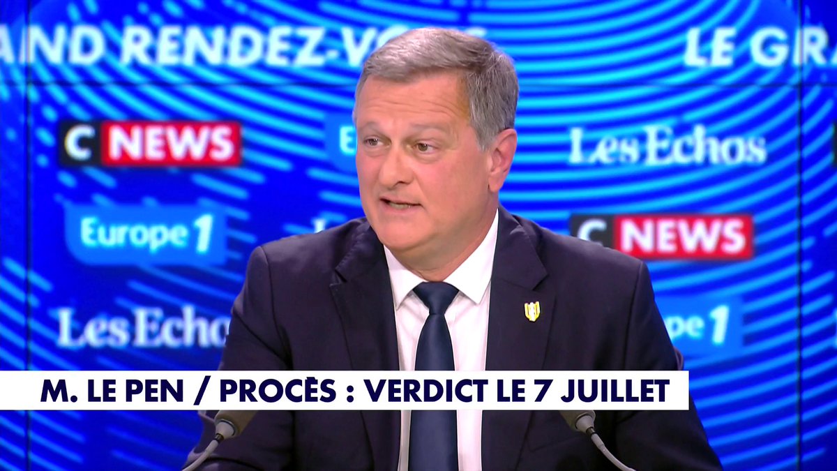 «Si Marine Le Pen est invalidée, Jordan Bardella se présentera à l'élection présidentielle et je le soutiendrai», révèle Louis Aliot, vice-président du Rassemblement national et maire RN de Perpignan, dans #LeGrandRDV Toute l'info est à retrouver sur