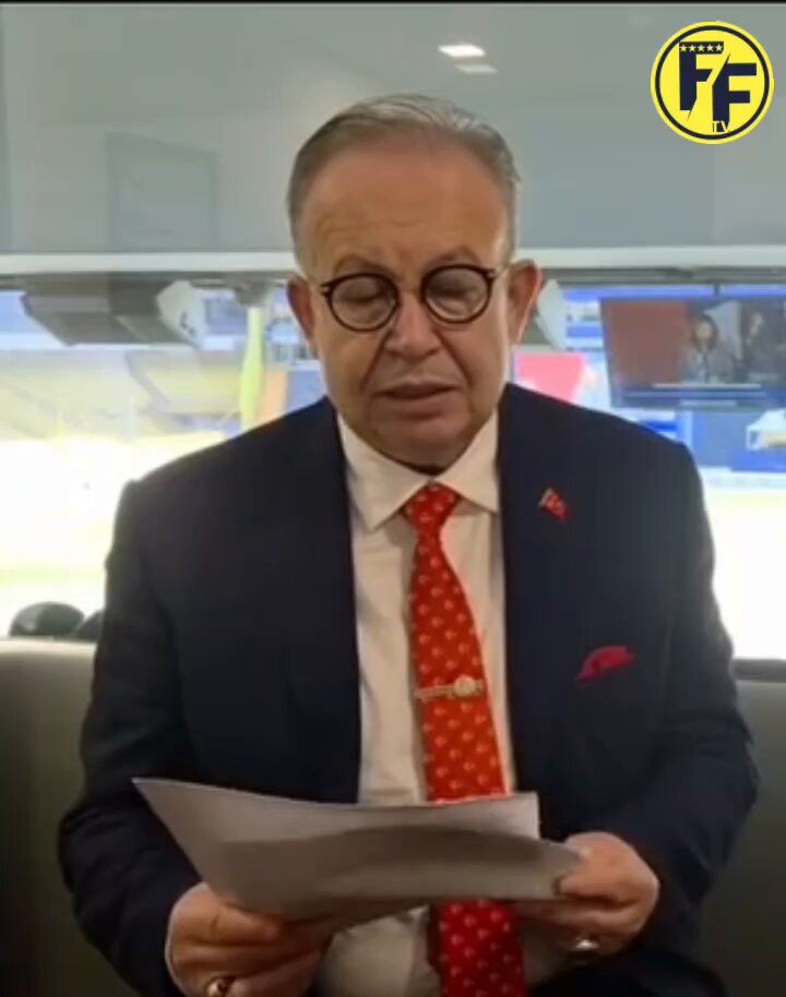 💥 "Mavi Vatan" doktrininin fikir babası, Emekli Tümamiral Cihat Yaycı: 🗣️ "Değerli kongre üyeleri, bir denizci olarak hayatım boyunca şunu öğrendim: Fırtına çıktığında, gemiyi kimin limana sağ salim götürebileceğine bakılır. Sakin denizde herkes kaptan olabilir ama dalgalar yükseldiğinde, rüzgar sertleştiğinde rotasını koruyabilenler gerçek liderlerdir. İşte Aziz Yıldırım böyle bir liderdir."