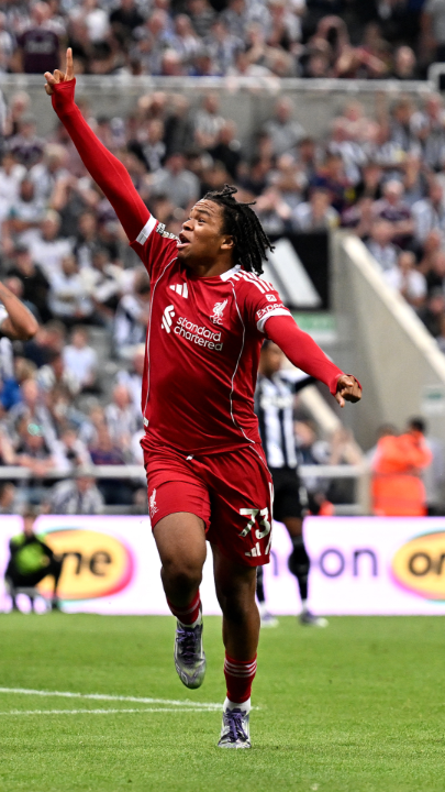 When Rio Ngumoha introduced himself to the Premier League 🤩