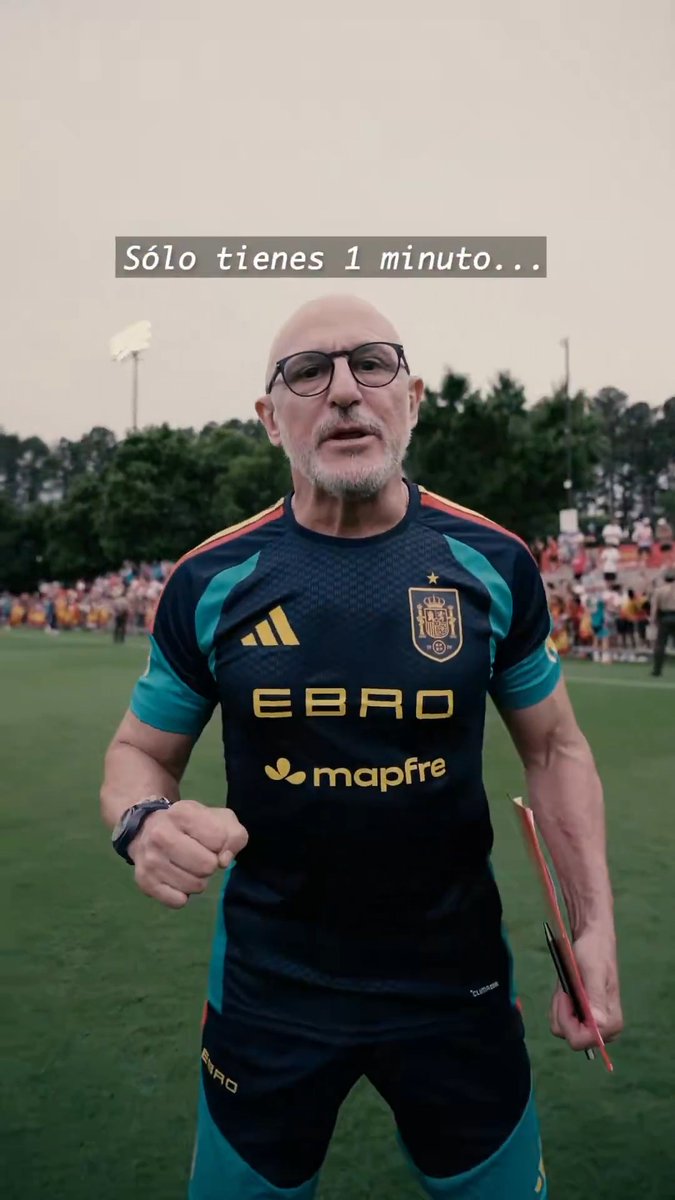 ¿Solo un minuto para contar el entrenamiento? Reto ACEPTADO, míster. #VamosEspaña | #CopaMundialFIFA