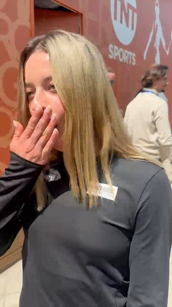 - Ej Maja, będziesz w studiu z Andre Agassim. - SERIOOO ⁉️ 🤭🤭🤭 No niemożliwa jest. Niemożliwa 😆 #RolandGarros #RG2026 #JazdaMaja