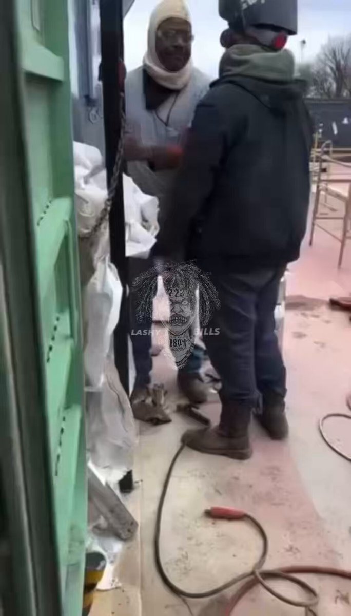 The black guy shows alot of patience maybe even too much restraint until he had enough and slaps the co worker down &amp; and beats him while yelling “Didn’t i Tell Ya ya”😭