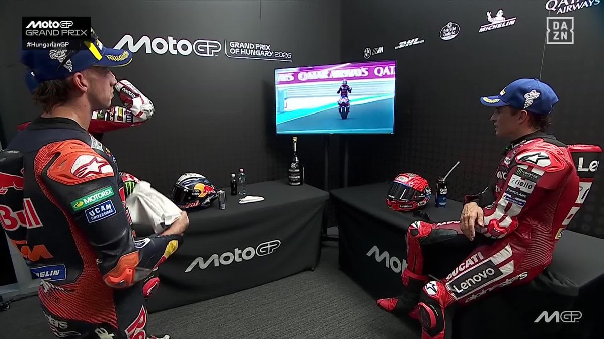 Bagnaia 🔊 "Eres muy mayor para hacer el six-seven" Marc Márquez 🗣️ "El Papa lo hacía, así que..." 😆 #HungarianGP 🇭🇺 #MotoGP 🏁