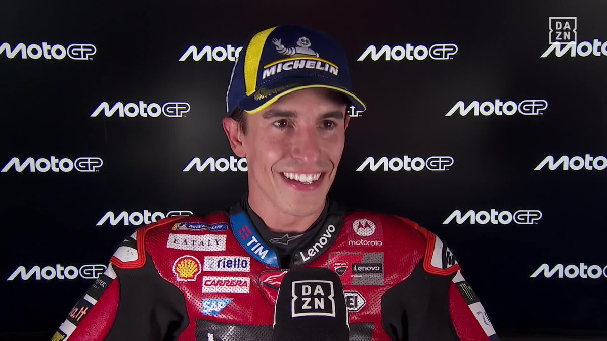 "Hemos pagado un precio caro, pero ha valido la pena. Dos veces por quirófano, muchas horas de camilla..." 🥹 Marc Márquez y ese momento en el que todo parece compensar los malos tragos ✨ #HungarianGP 🇭🇺 #MotoGP 🏁