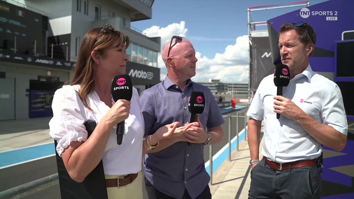 🗣 "Everybody is looking to him. He's always smiling. He always has the right words in the right moments." Davide Tardozzi speaks highly on the Marquez mentality. #MotoGP | #HungarianGP | Live on TNT Sports and HBO Max