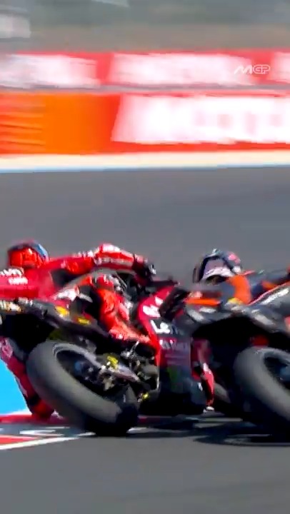 🔥Marc Márquez vs Pedro Acosta was ABSOLUTE CINEMA 🔥🎬 #HungarianGP 🇭🇺