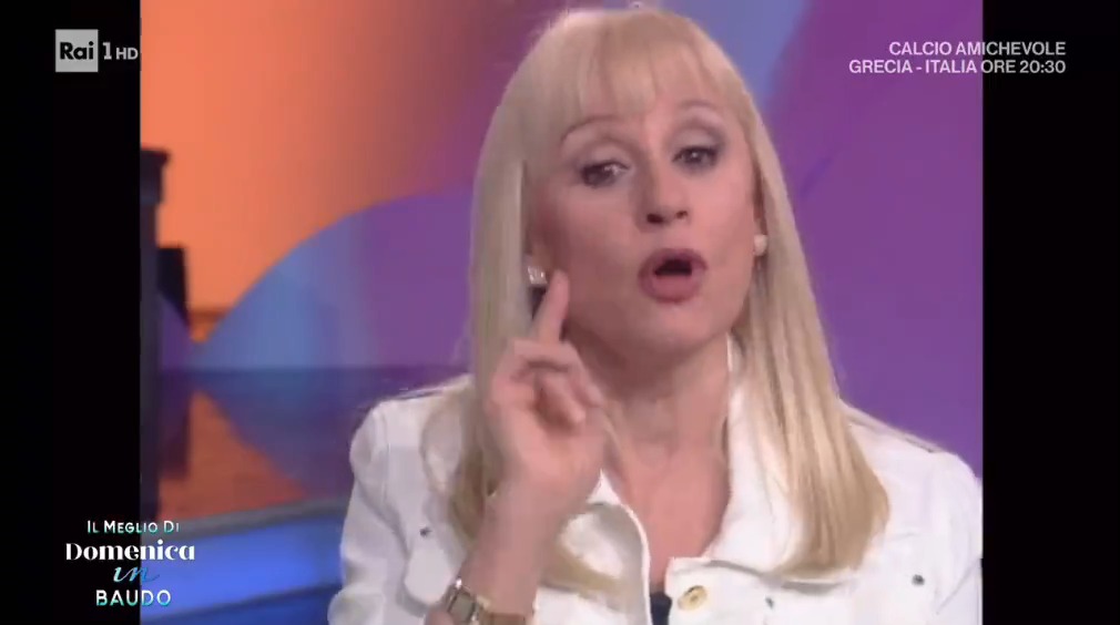 Raffaella non le mandava a dire nemmeno a Baudo #DomenicaIn