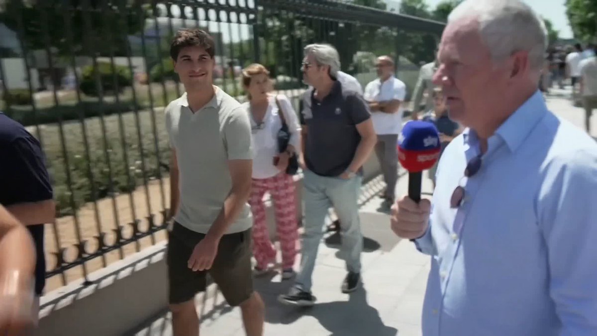 "Florentino Pérez has built the pride of Real Madrid." Sky Sports News' Gary Cotterill speaks to Real Madrid fans about the clubs ongoing presidential election ⚪️
