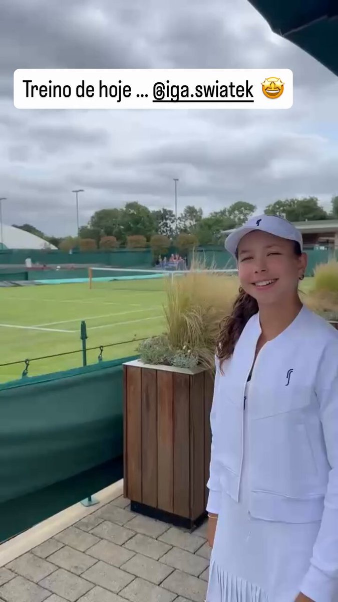 looks like grass season officially started 🤞🌱 📹 eduardagomes_tennis | IG stories