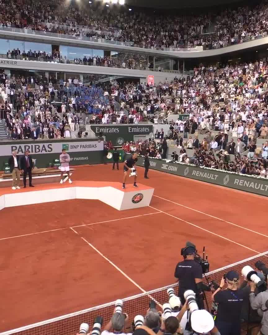 It's yours, Sascha 🏆 #RolandGarros