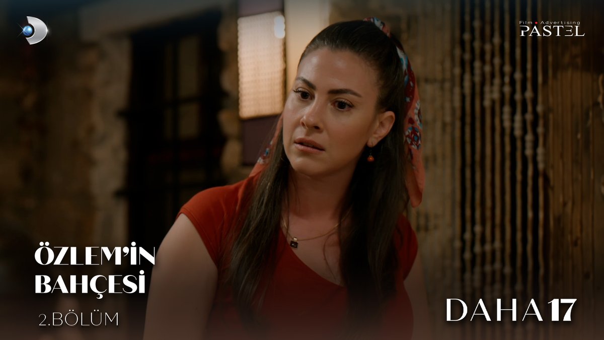 “Özlem’in bahçesi burası kimse yemek yemeden çıkamaz!” 😍 #Barış #Özlem #Suna #Deniz 🎙 Deniz Ali Cankorur 🎙 Melis Babadağ 🎙 Güneş Hayat Kanal D Pastel Film