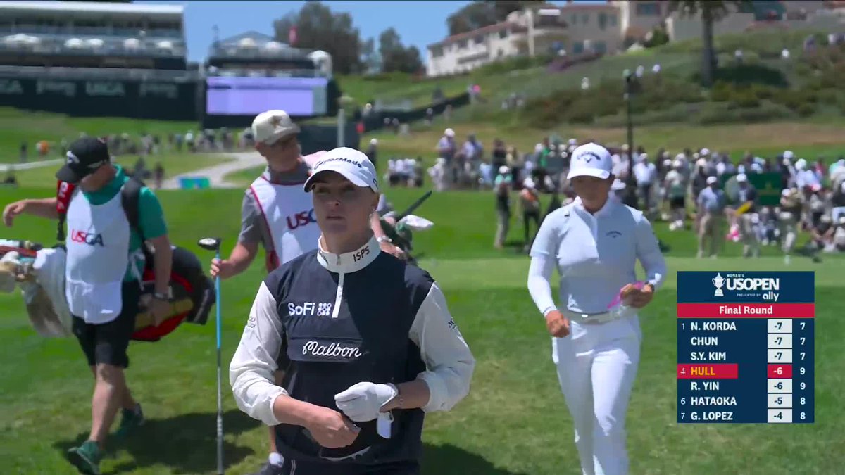 .Charley Hull drives the green on 10!! ⚡️ #Qi4D