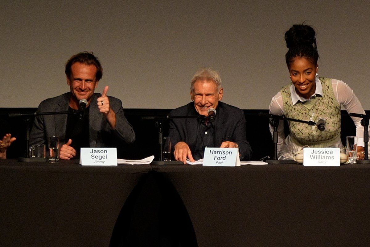 A moving performance by Harrison Ford and Jason Segel at the #Shrinking live table read. Watch the cast perform the full episode on Apple TV's YouTube.