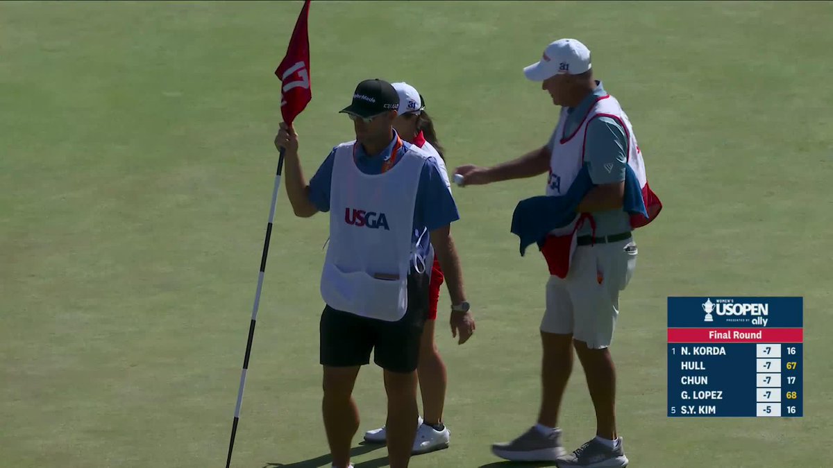 To take the lead... BANG! 💥 Nelly Korda heads to 18 one clear of the field. Ally