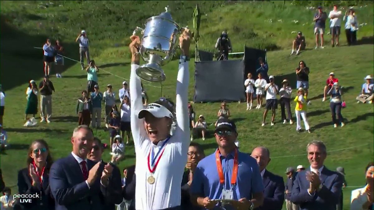 Lift it high Nelly! You're a U.S. Women's Open champion! 📺: NBC