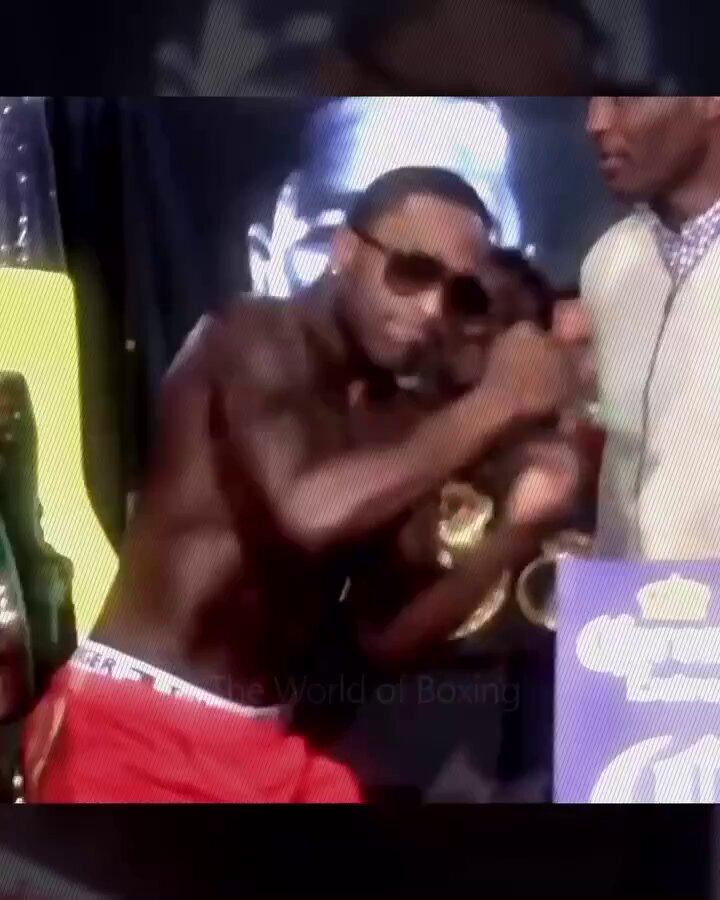 🚨 Adrien,Broner was about to take Center Stage December 14,2013 All he had to do was Beat Maidana And the World was his! What happened next Shocked the World Do your Remember that Night Of December 14,2013?