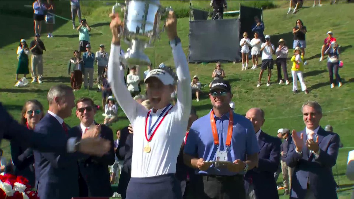 Raise it high, Nelly! 🏆