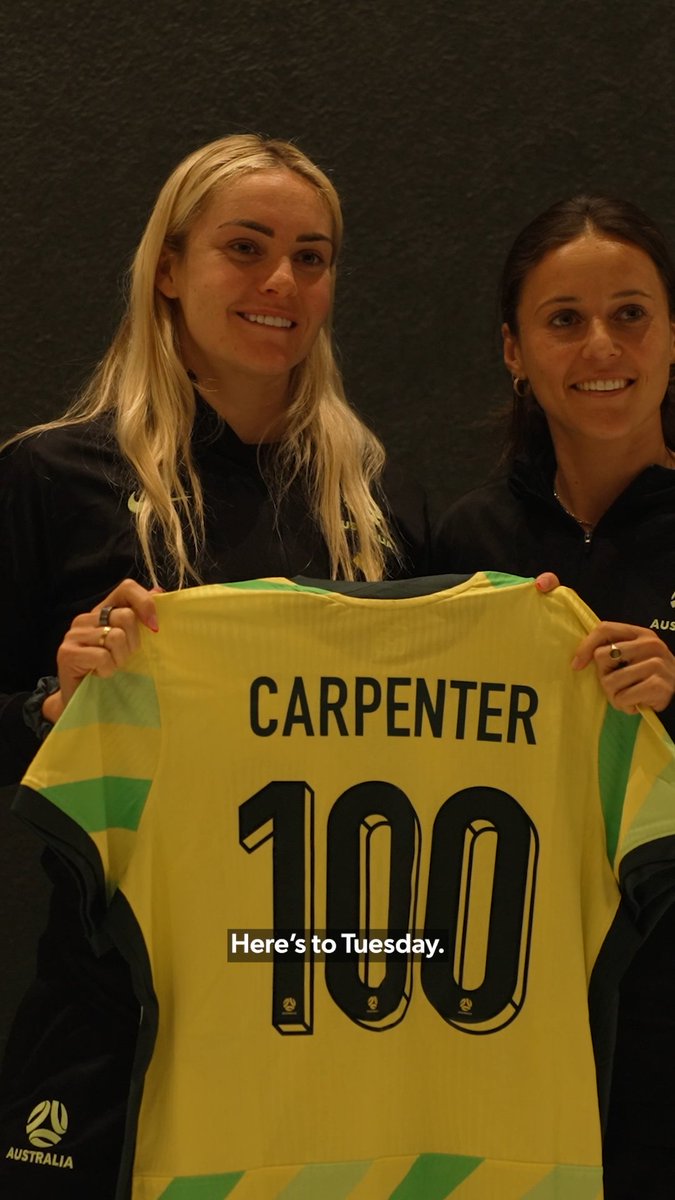 💬 "To play for my country and to do it 100 times, it's quite crazy," 🎥 Watch the moment Ellie Carpenter is presented with a jersey to commemorate her 💯th cap! #Matildas