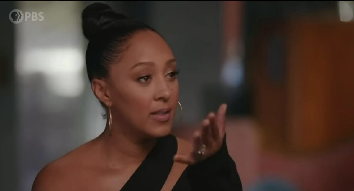 KC to Aniyah: When I think of “black women”, I think of you. Me: #LoveIslandUSA